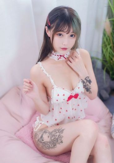 人人人人人美女人人人人澡_超清在线观看视频