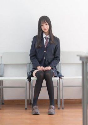 人摸人人人澡人人超碰_超清高清完整版播放